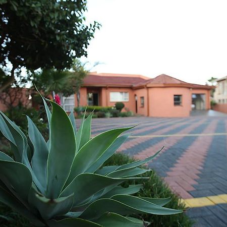 Legae La Tshepo Panzió Mogwase Kültér fotó